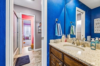 Welcome to 109 Bagpipe in San Angelo, TX! This spacious 3 - photo 21
