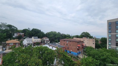 One-of-a-kind Top Floor Private Corner Unit facing Western - photo 28