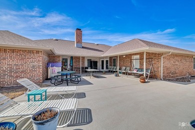 Welcome to 109 Bagpipe in San Angelo, TX! This spacious 3 - photo 30