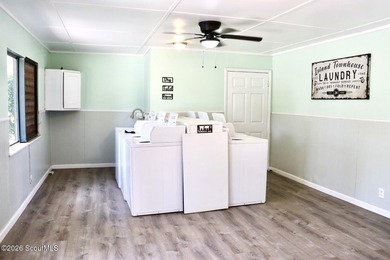 Beautifully updated, fully furnished coastal condominium - photo 31