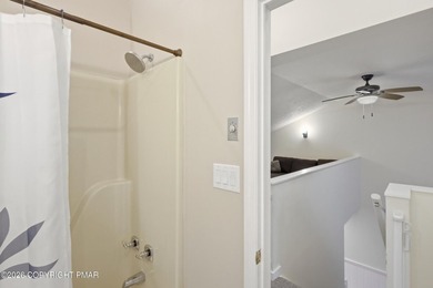 Welcome to your dream Pocono Mountain retreat! This turn-key - photo 31