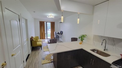 One-of-a-kind Top Floor Private Corner Unit facing Western - photo 36