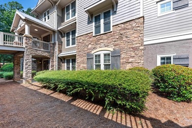Beautifully renovated 2-bedroom, 2-bath Lake Club Condo with a - photo 43