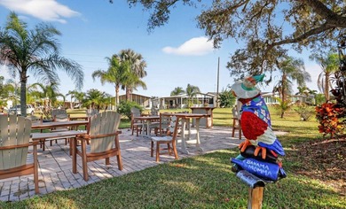 This tastefully updated and well maintained 2 bed 2 bath - photo 60