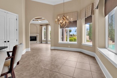 Stunning Mediterranean Golf Course Estate in the Prestigious - photo 12