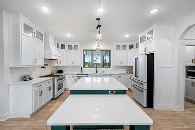 Luxury Estate with ADU, Dual Garages & Private Pond - 481 Grace - photo 10