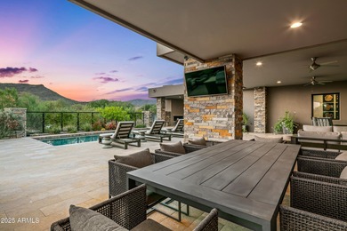A striking example of contemporary design, this single-level - photo 21