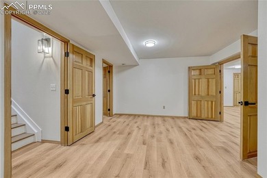 *** 4+ Bdrm, 5 Baths, 5,354 sq ft *** KISSING CAMELS GATED - photo 28