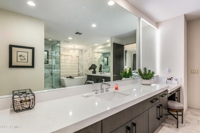 A striking example of contemporary design, this single-level - photo 29