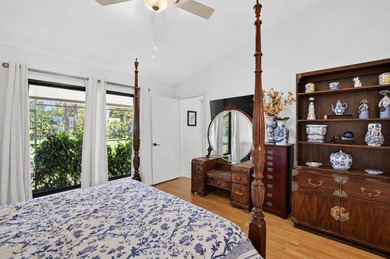 Welcome to this charming 3-bedroom, 2-bathroom villa in 55+ - photo 29
