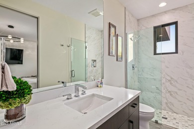 A striking example of contemporary design, this single-level - photo 33