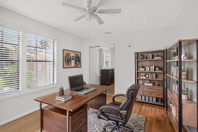 Welcome to this charming 3-bedroom, 2-bathroom villa in 55+ - photo 36