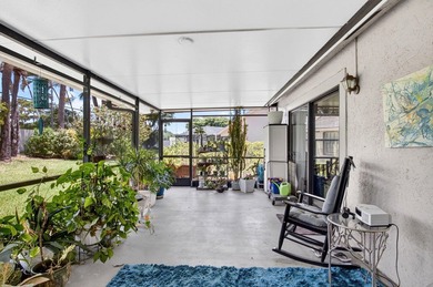 Welcome to this charming 3-bedroom, 2-bathroom villa in 55+ - photo 46
