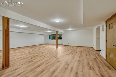 *** 4+ Bdrm, 5 Baths, 5,354 sq ft *** KISSING CAMELS GATED - photo 49