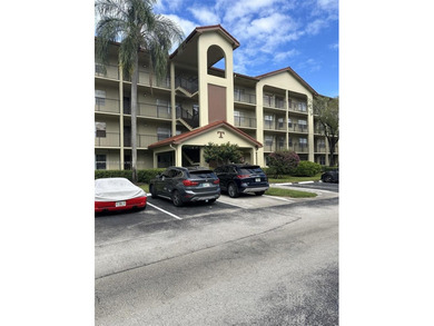 (private lake, pond, creek) Condo For Sale in Pembroke Pines Florida