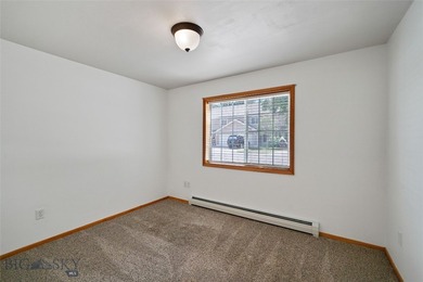 Welcome to 625 N 5th Ave Unit V! This refreshed, move-in ready - photo 5