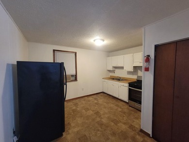 Unit 3 - (A) 4/2 Leased for 12 months at $1,985Unit 2- (C)3 /1 - photo 5