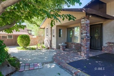 Diaz Lake Home For Sale in Lone Pine California