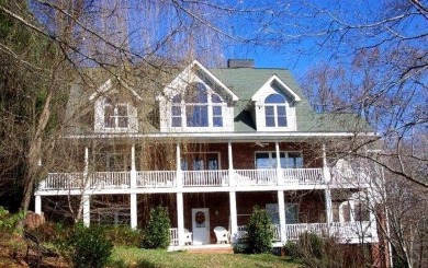 Lake Home For Sale in Hayesville, North Carolina