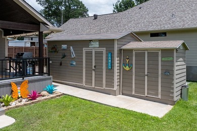 Welcome to your dream waterfront retreat on beautiful Cedar - photo 7