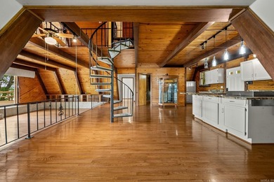 Spectacular custom built home on the bank of the Arkansas River - photo 11