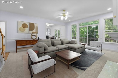 Beautiful 4-bedroom brick home on a large, private lot in the - photo 14