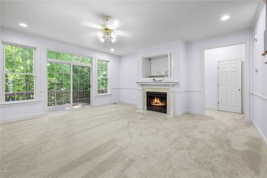 Beautiful 4-bedroom brick home on a large, private lot in the - photo 16