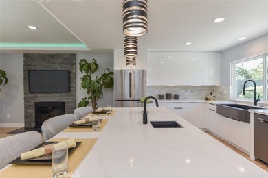 Nestled in the scenic hills of Rancho Palos Verdes, this - photo 23