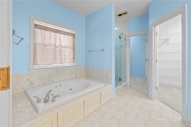 Beautiful 4-bedroom brick home on a large, private lot in the - photo 24
