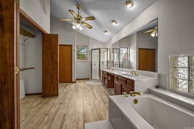 Spectacular custom built home on the bank of the Arkansas River - photo 27