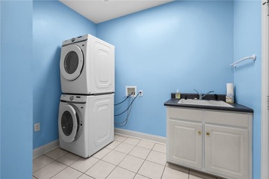 Beautiful 4-bedroom brick home on a large, private lot in the - photo 27