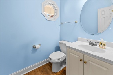 Beautiful 4-bedroom brick home on a large, private lot in the - photo 28