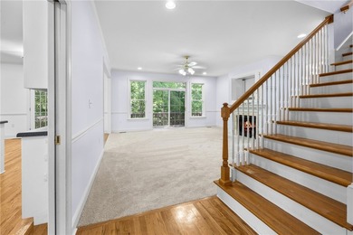 Beautiful 4-bedroom brick home on a large, private lot in the - photo 30