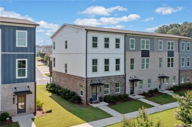 Lake Townhome/Townhouse For Sale in Acworth, Georgia