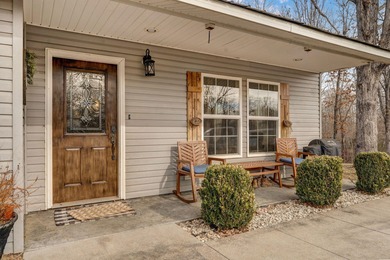 Welcome to quiet country living with the privacy you've been