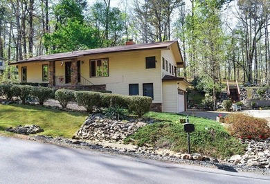 Lake Segovia Home Active Under Contract in Hot Springs Village Arkansas