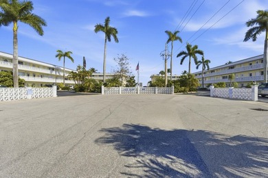 Wake up to the direct Intracoastal lifestyle at 100 Doolen Court - photo 15