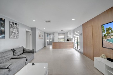 Stunning 3-bedroom, 2-bath unit with beautiful lake views from - photo 6
