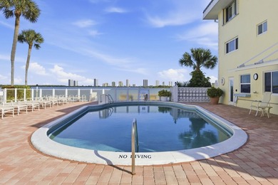 Wake up to the direct Intracoastal lifestyle at 100 Doolen Court - photo 16