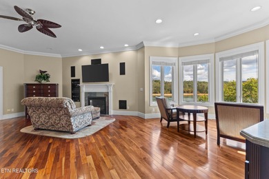 Spectacular lakefront living with all the room inside and out - - photo 20