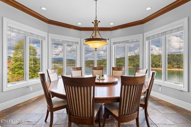 Spectacular lakefront living with all the room inside and out - - photo 32