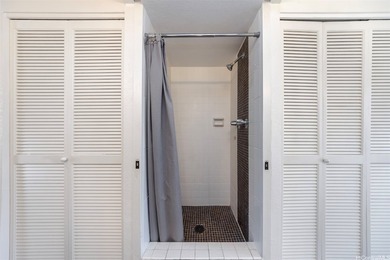 Monte Vista is a well-established condominium located on the - photo 8