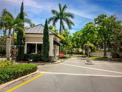 Lake Townhome/Townhouse For Sale in Boca Raton, Florida