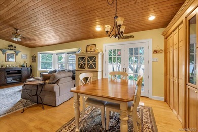 Spacious East Islip Split-Level Home! This well-maintained - photo 5