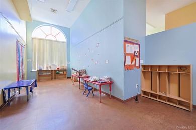Exceptional opportunity to acquire a well-maintained, elevator - photo 25