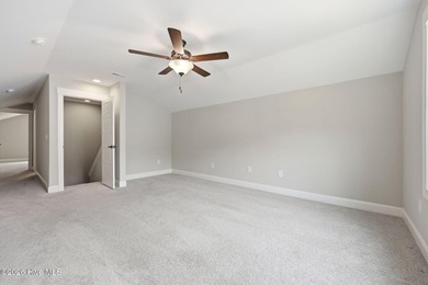 QUALIFIED BUYERS: TAKE ADVANTAGE OF THIS PROPERTY'S OPPORTUNITY - photo 26