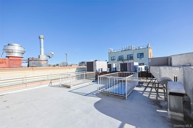 Exceptional opportunity to acquire a well-maintained, elevator - photo 29