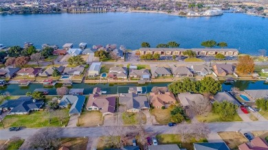 Lake Home For Sale in Granbury, Texas