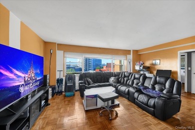 Seller Will Credit Buyer Toward HOA Fees - Utilities, Cable & - photo 6