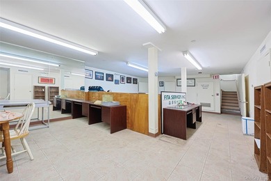 Exceptional opportunity to acquire a well-maintained, elevator - photo 38
